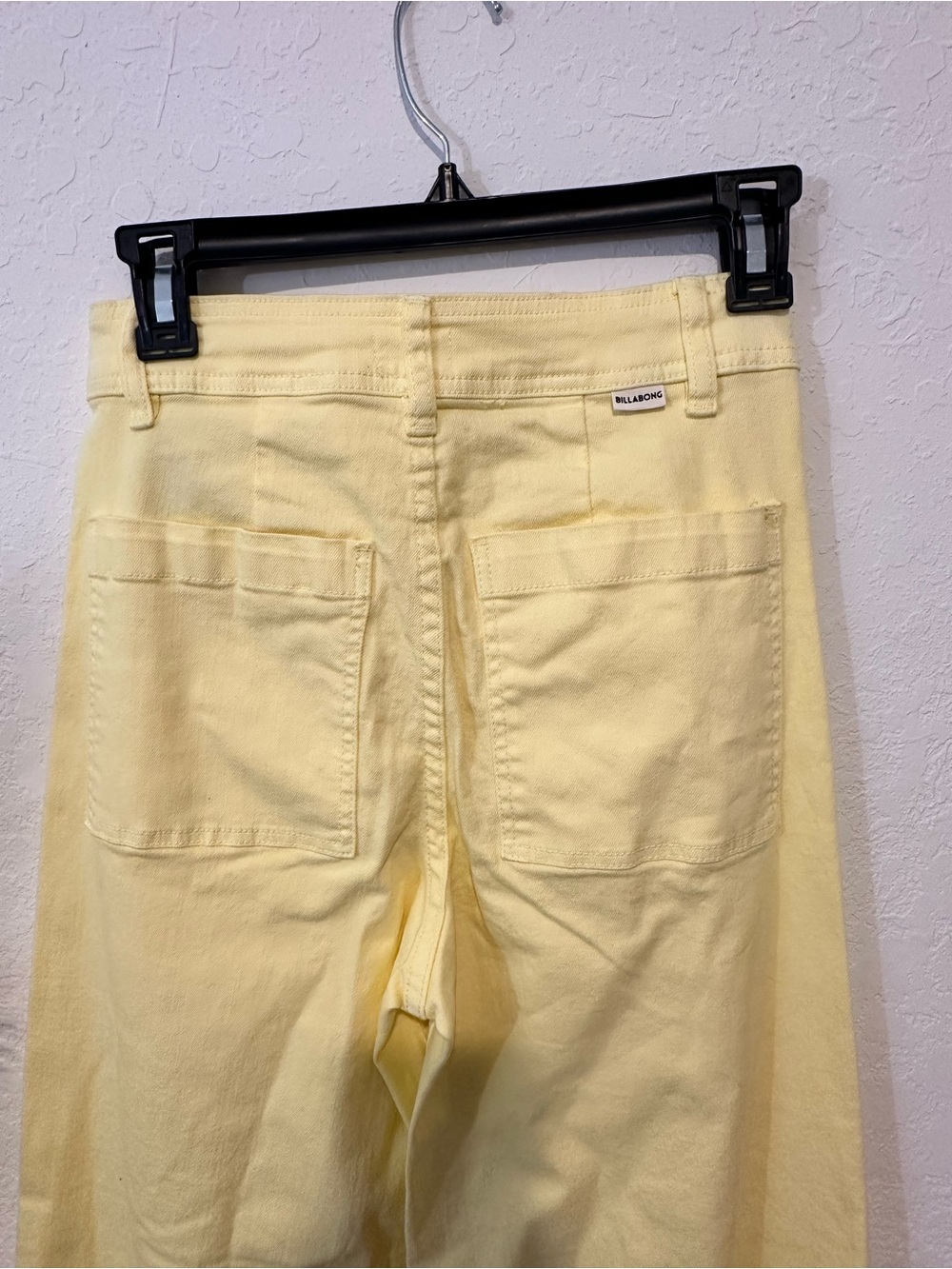 Billabong Soft Yellow High-Rise Wide Leg Bootcut Pants trousers size 26 - Picture 6 of 13